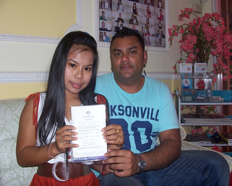 Jaiteen and Rungthip with their holiday visa
