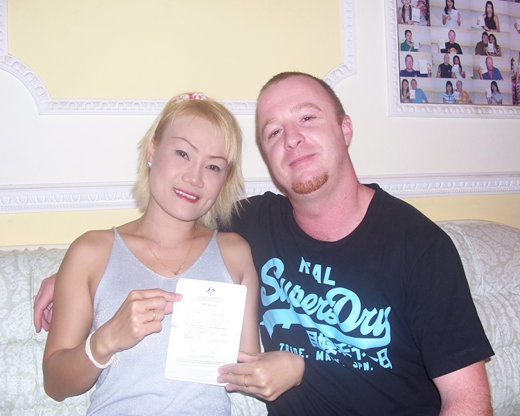 Satisfied Clients Simon and Supatchayanan with their visa
