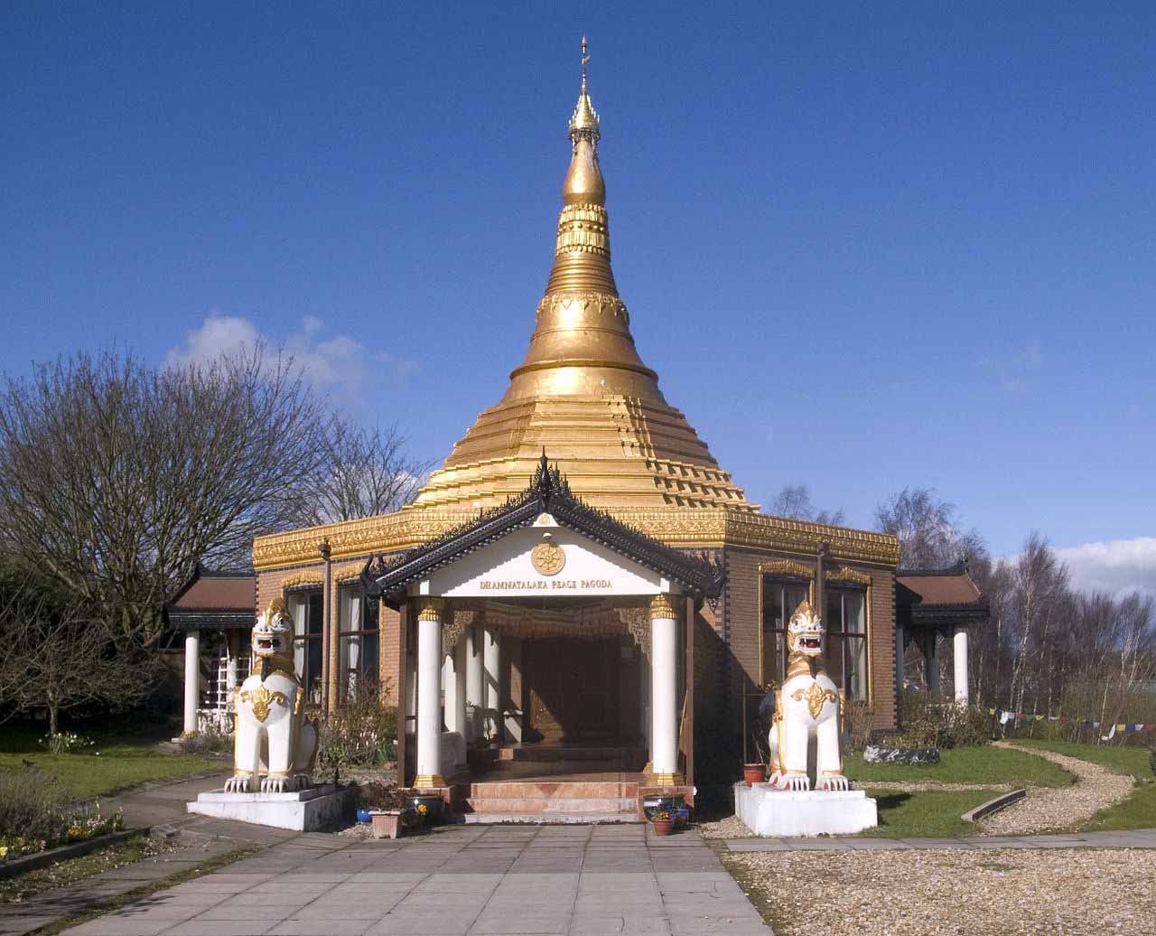 Dhamma Talaka Peace Pagoda, Birmingham